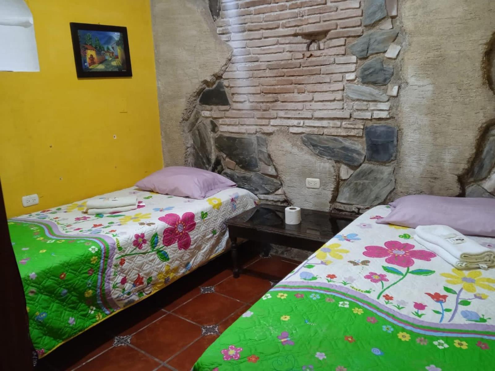 Hotel Posada Gutierrez Antigua Екстер'єр фото