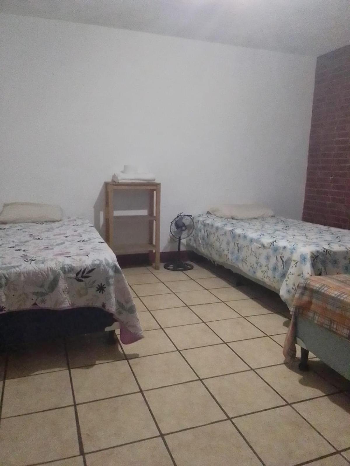 Hotel Posada Gutierrez Antigua Екстер'єр фото