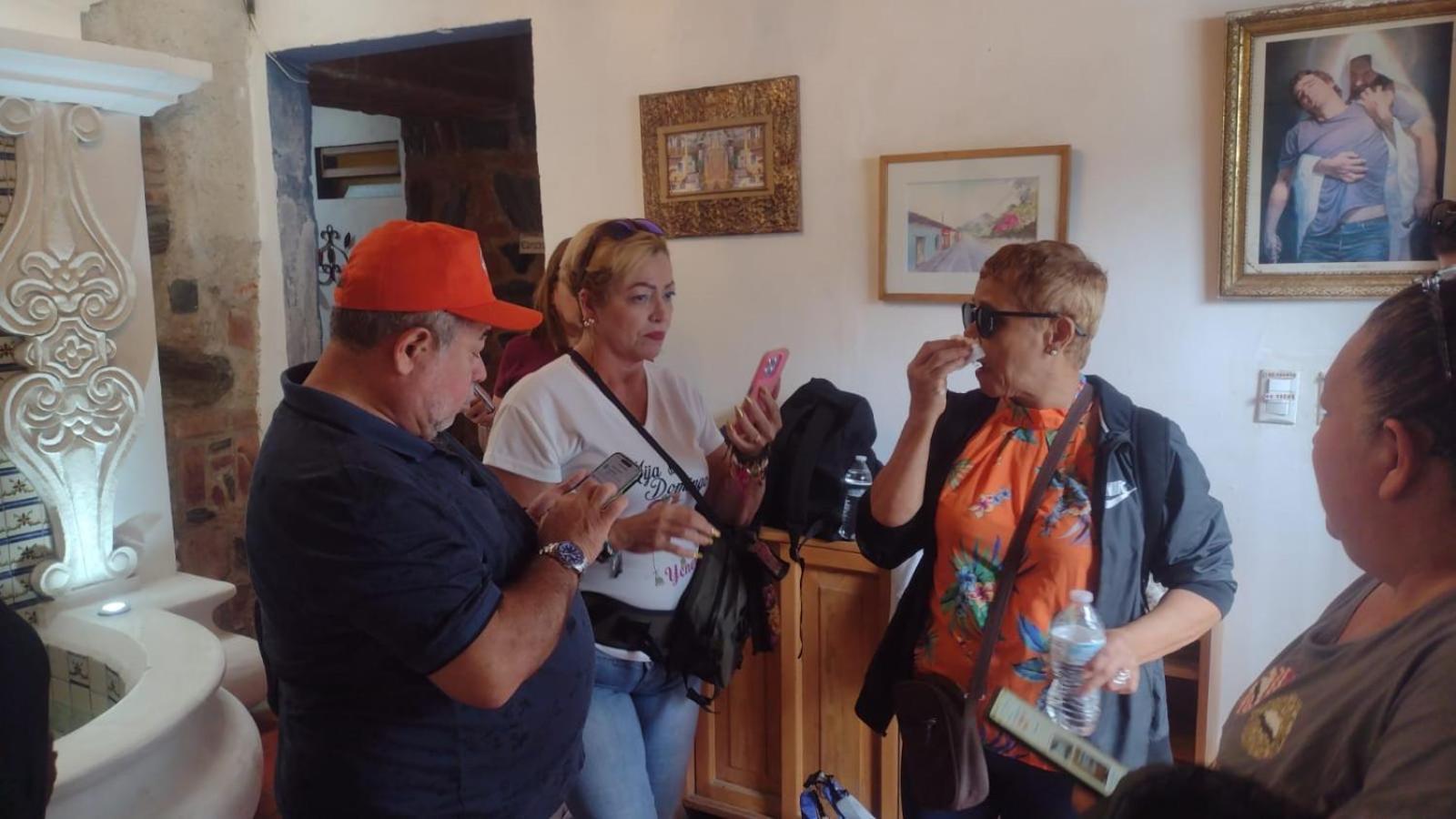 Hotel Posada Gutierrez Antigua Екстер'єр фото